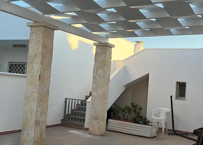 Azzurro E Scogliera Torre San Giovanni アパート *