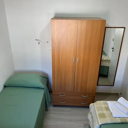 דירה Azzurro E Scogliera Torre San Giovanni אליסטה